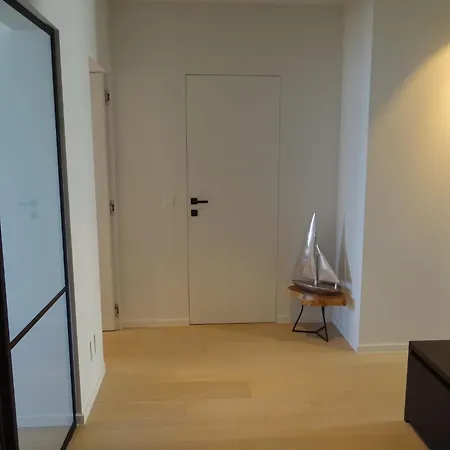 Apartment Embassy 0501 Directly On The